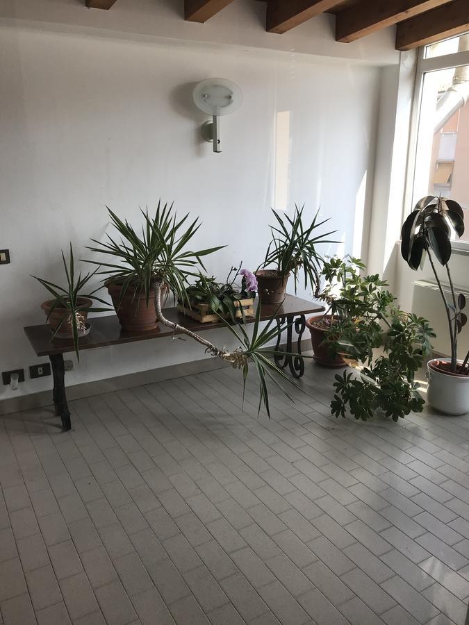 洛迪 弗洛拉旅馆酒店 外观 照片
